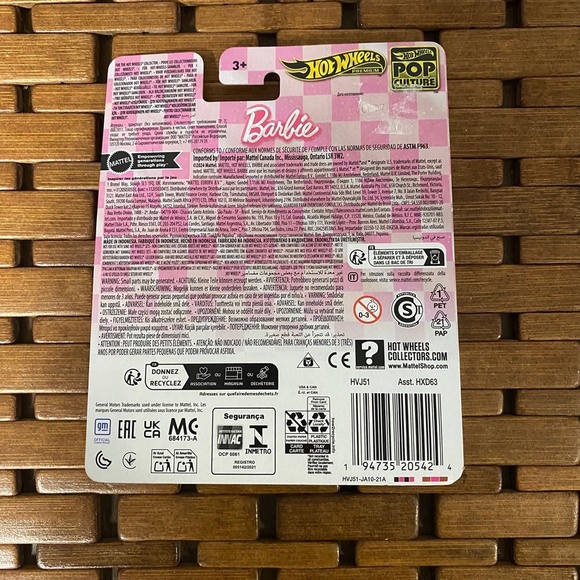 2024 Hot Wheels Premium Pop Culture Barbie 65th Anniversary Corvette C8.R - Picture 3 of 7